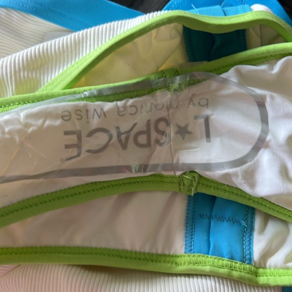 L*Space Ribbed Baewatch One Piece Swimsuit sz S 198$ - Picture 11 of 12